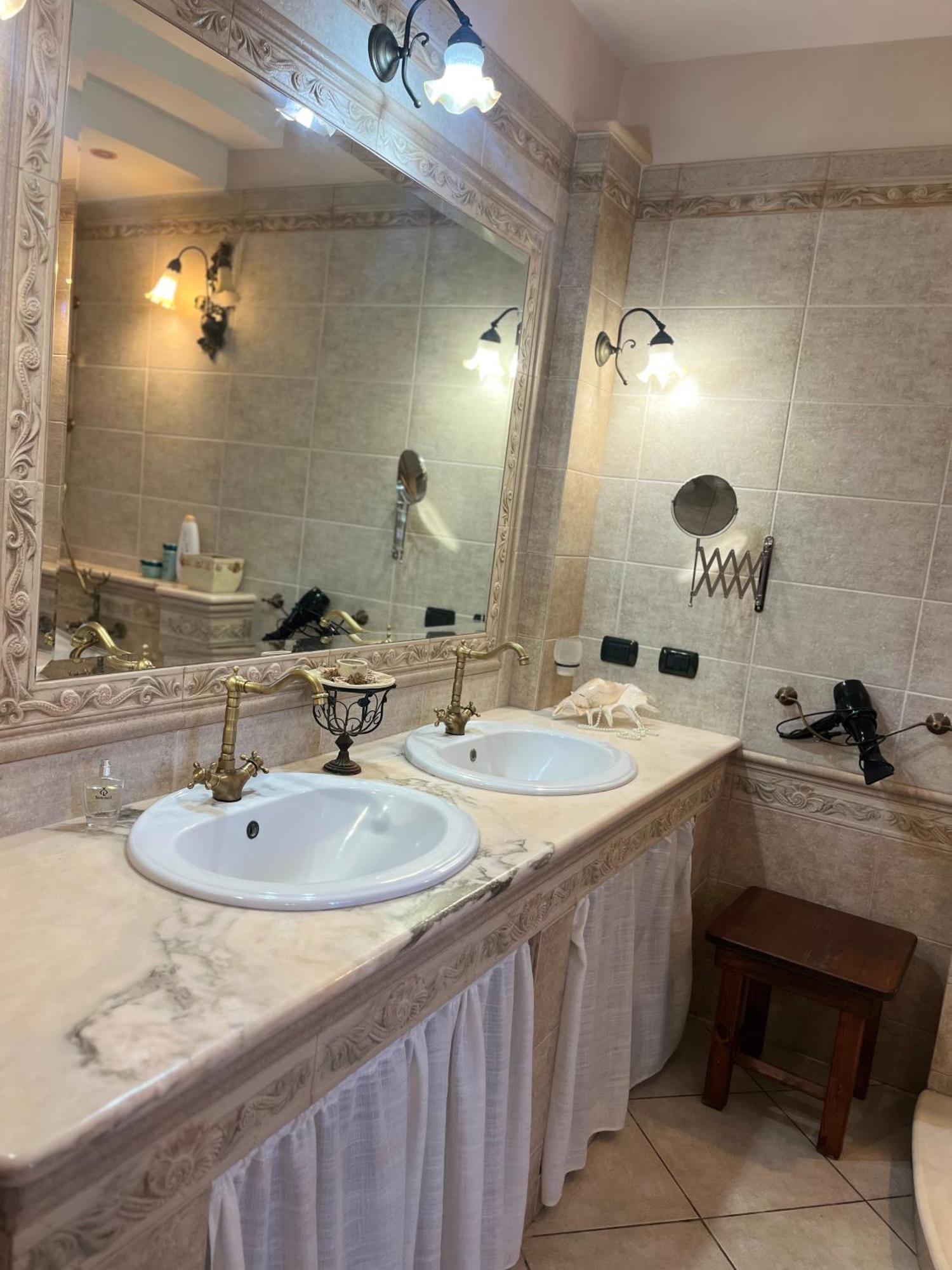 B&B Villa Regina Santa Domenica  Eksteriør bilde