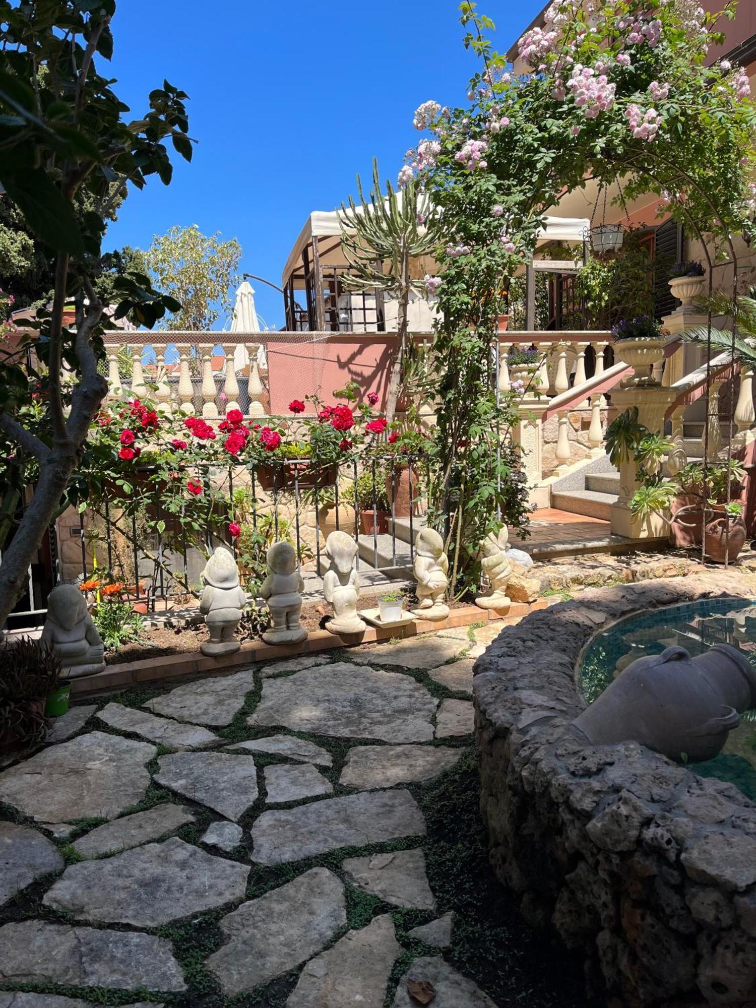 B&B Villa Regina Santa Domenica  Eksteriør bilde