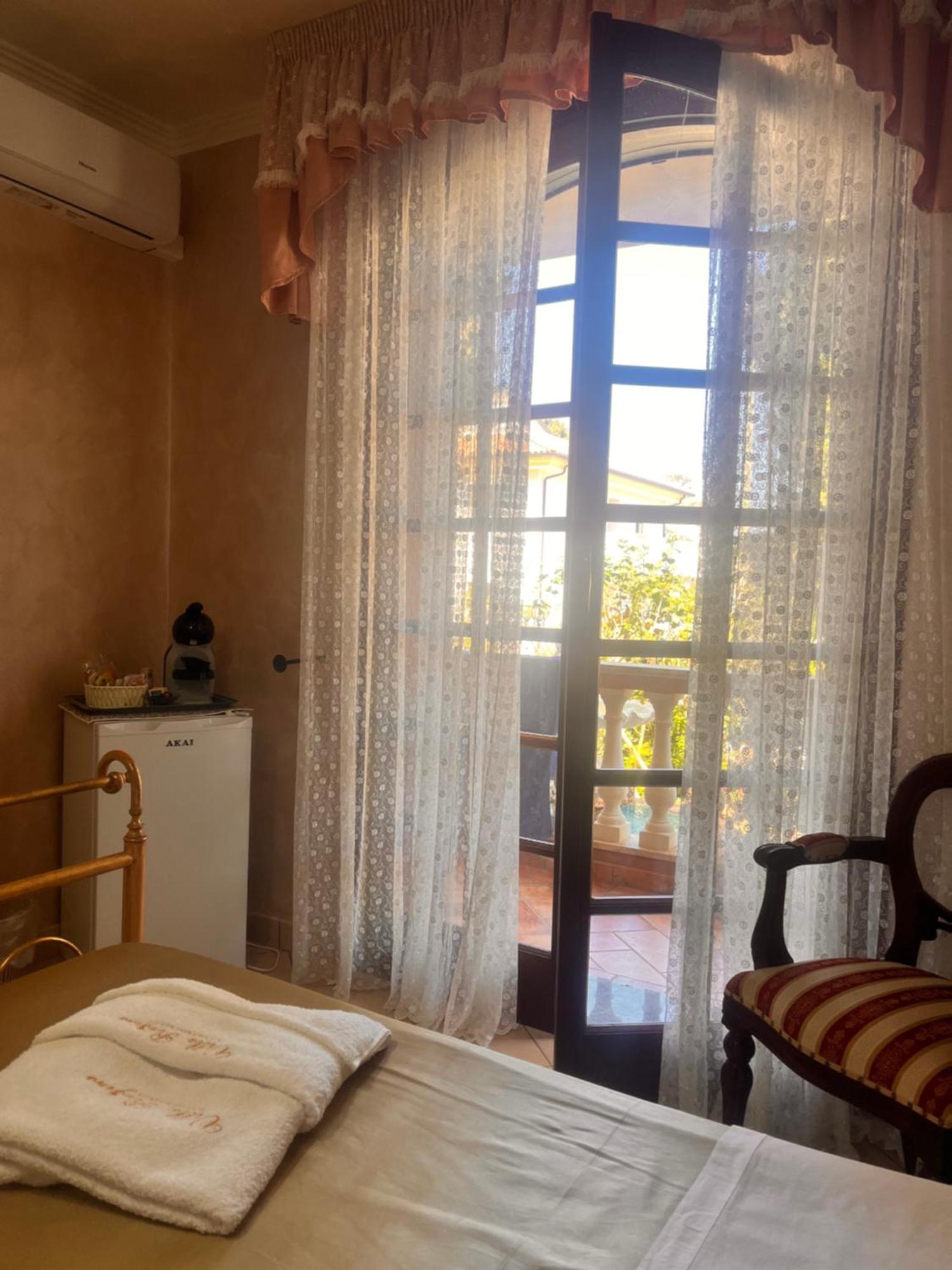 B&B Villa Regina Santa Domenica  Eksteriør bilde