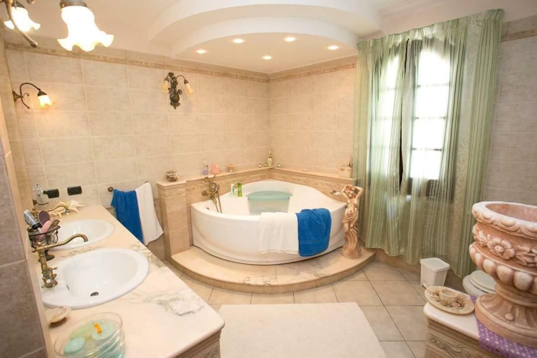 B&B Villa Regina Santa Domenica  Eksteriør bilde